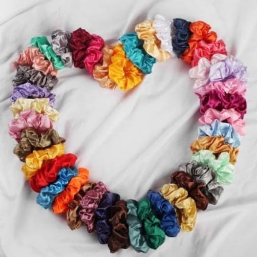 Scrunchies - ( Pair Of 3 ) polka dots