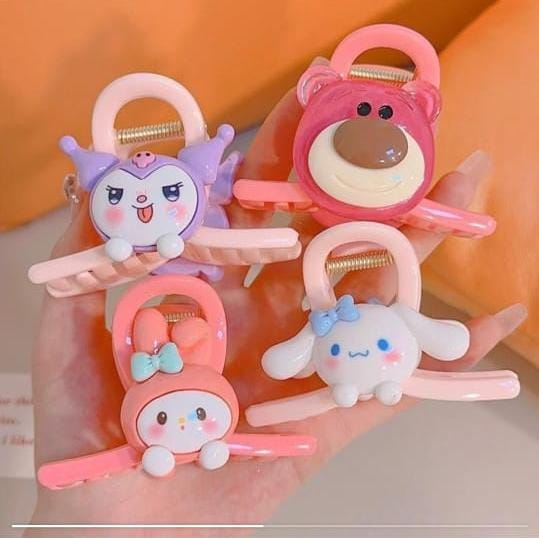 KOREAN HAIR CLAW CLIPS