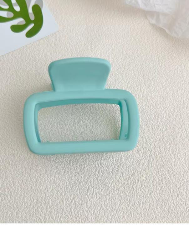 SQUARE  CLAW MEDIUM