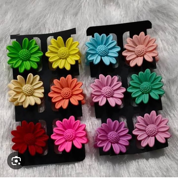 Flower Claws
